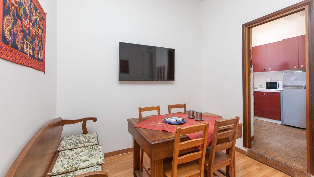 Rental In Rome Santini Apartment חדר תמונה